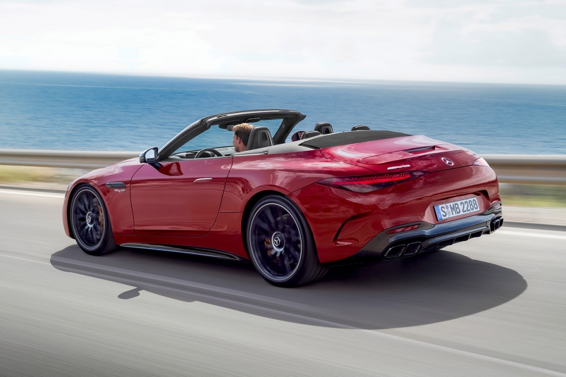 全車零件獨立研發丨重新演譯一代經典開篷跑車丨Mercedes-AMG SL兩款車型全新抵港 全車零件獨立研發丨重新演譯一代經典開篷跑車丨Mercedes-AMG SL兩款車型全新抵港